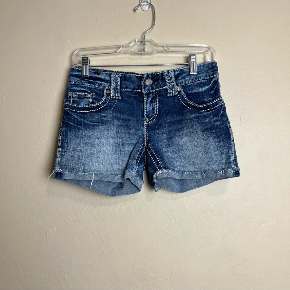 Maurices Womens Denim Jean Shorts Size 1/2 - Picture 1 of 12